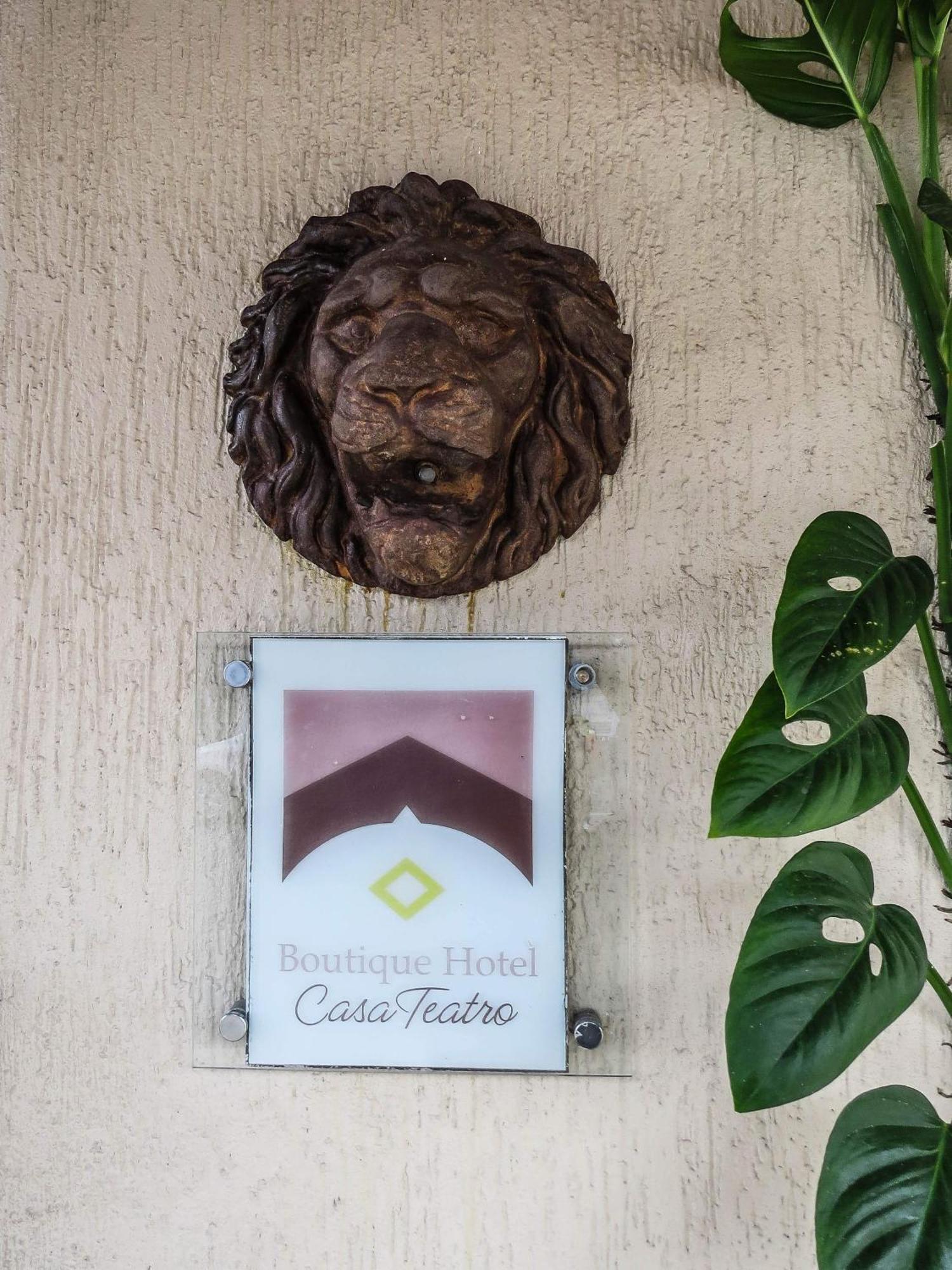 Boutique Hotel Casa Teatro มาเนาส์ ภายนอก รูปภาพ