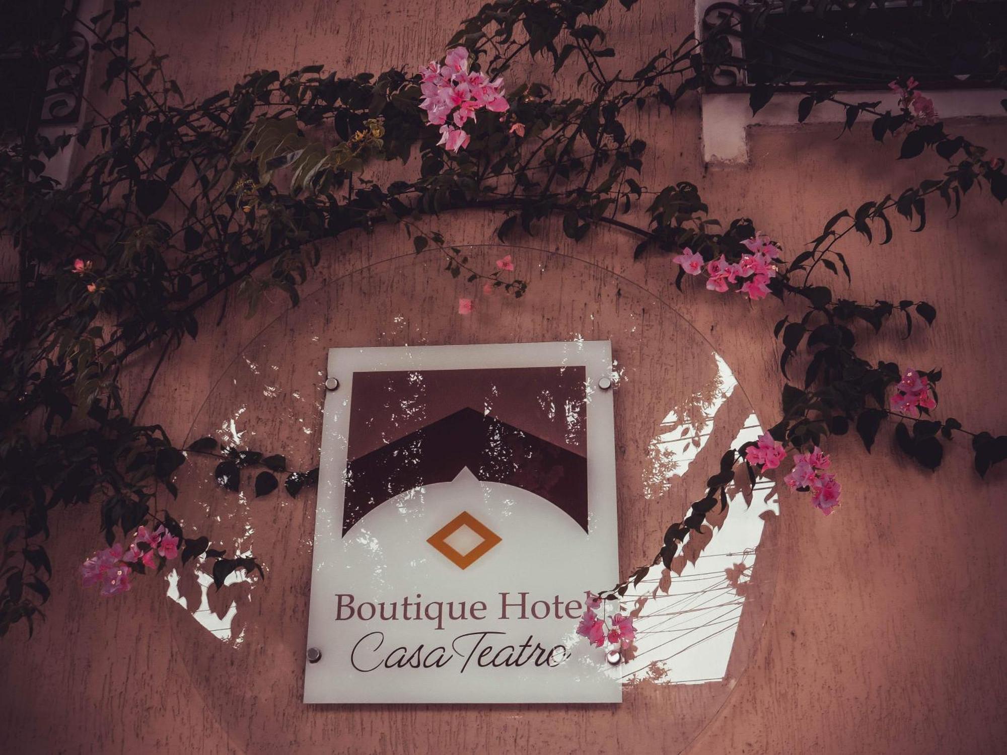 Boutique Hotel Casa Teatro มาเนาส์ ภายนอก รูปภาพ